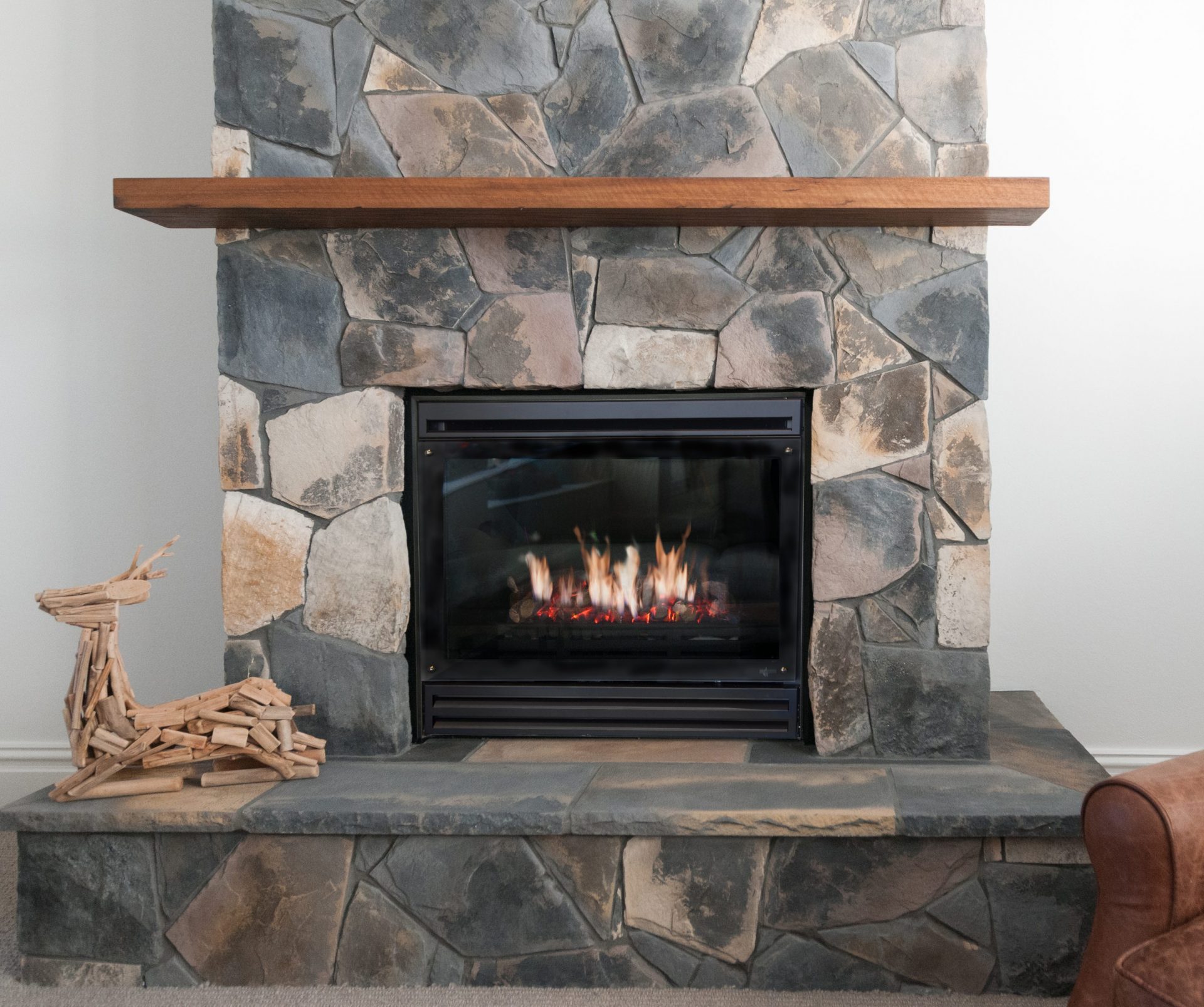 Real Flame Captiva – Indoor Fireplace Specialist | Gas and wood